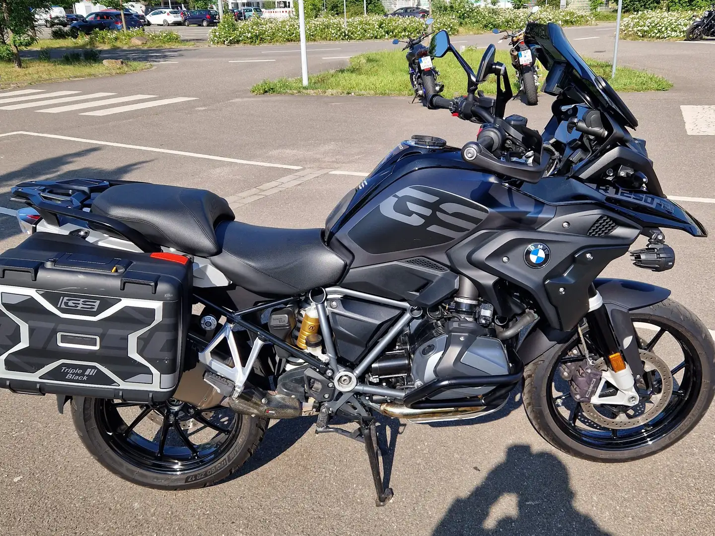 BMW R 1250 GS Blackstorm Metallic / Trple Black Schwarz - 2