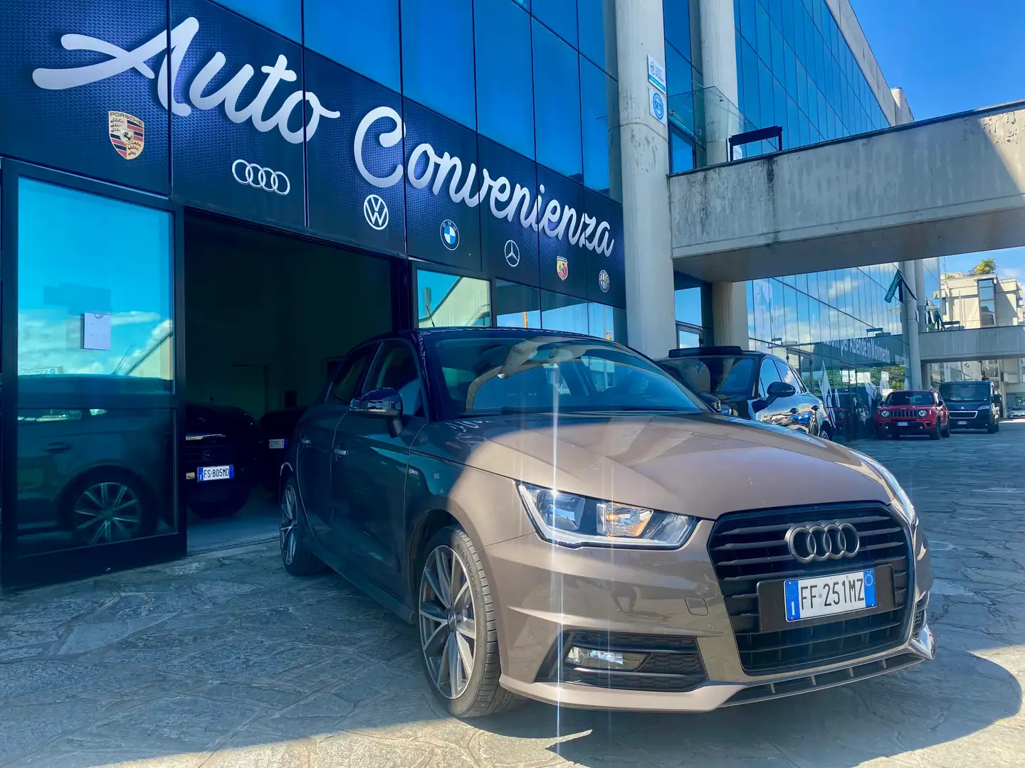 Audi A1 Sportback 1.6 tdi S-line/ Unico proprietario Braun - 1