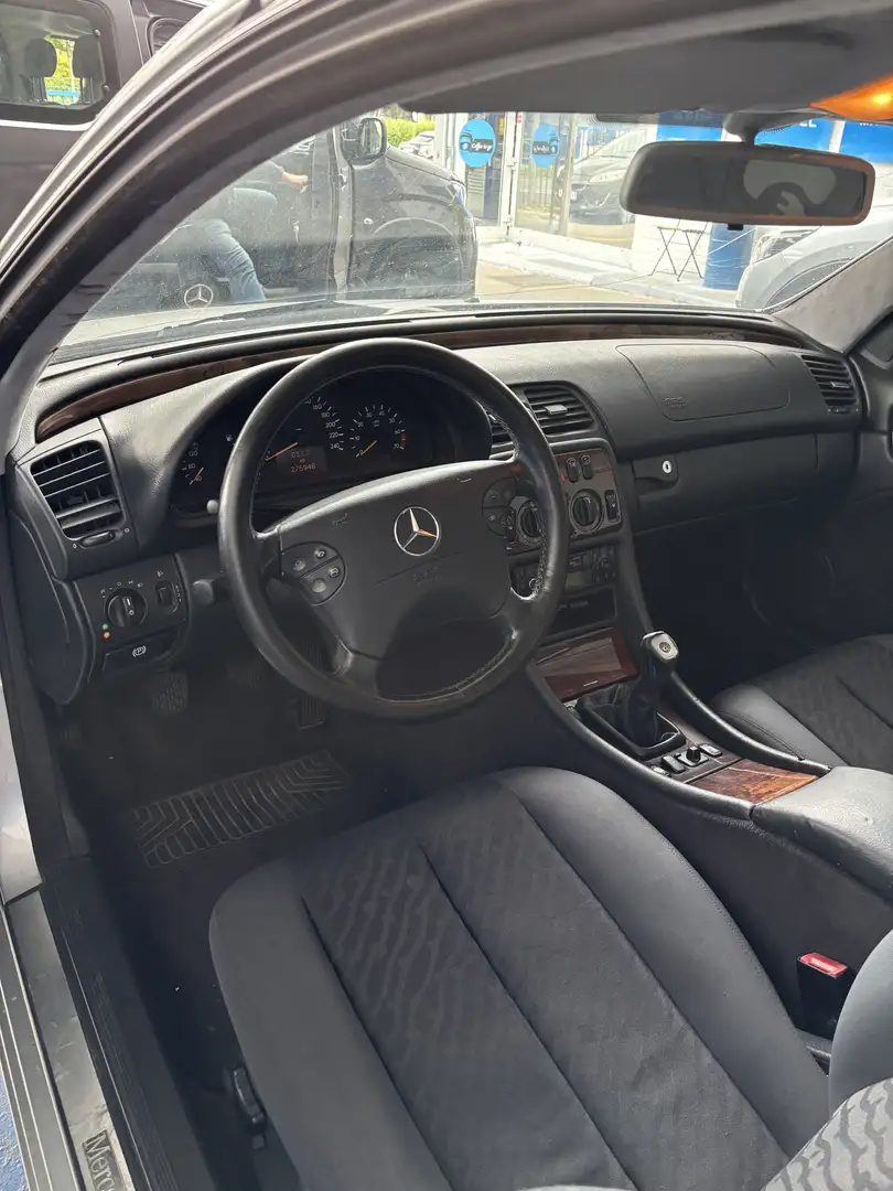 Mercedes-Benz CLK 200 Elegance - 2