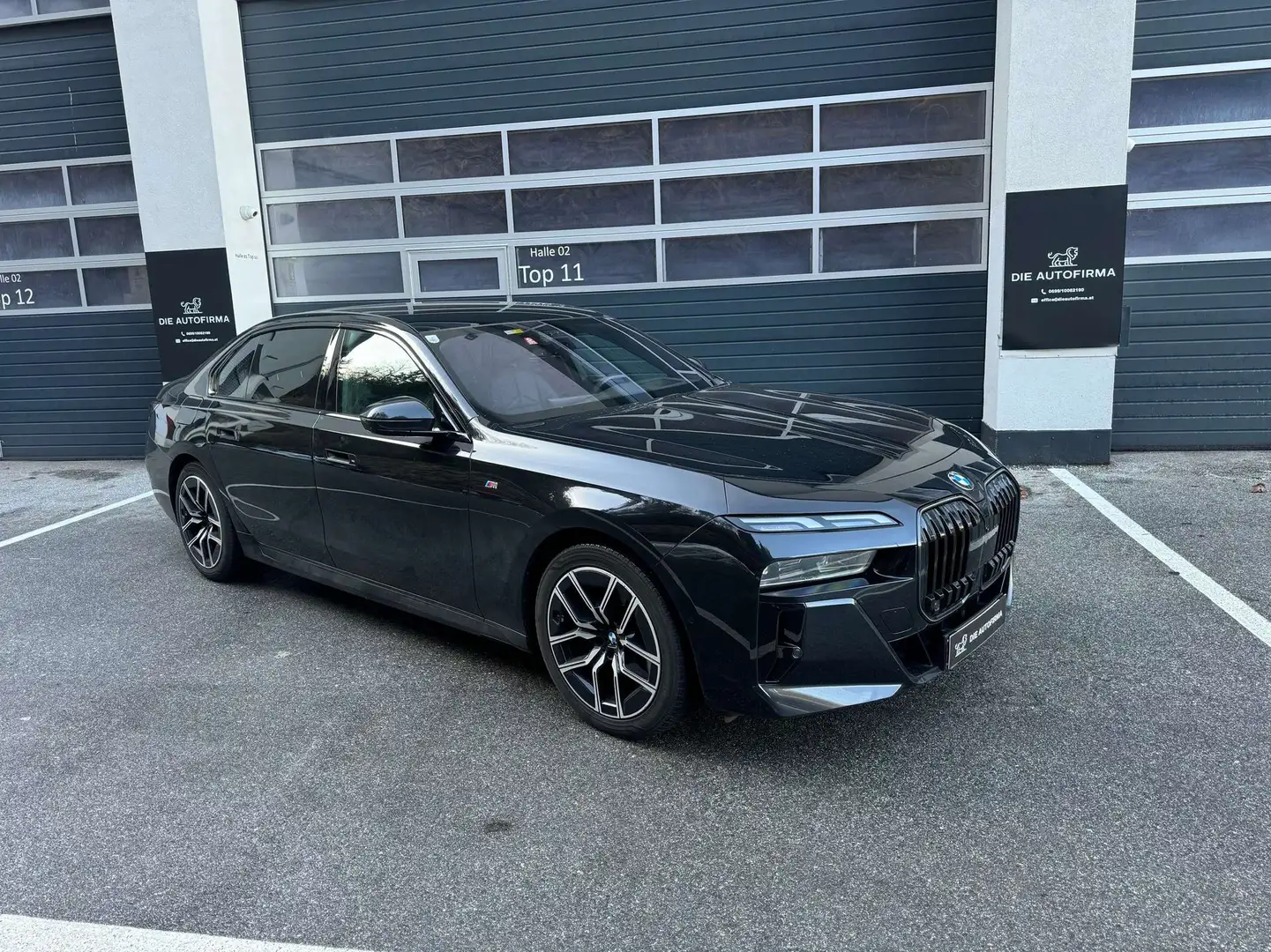 BMW 740 d xDrive M-SPORTPAKET**PANO*HUD*B&W** Schwarz - 1