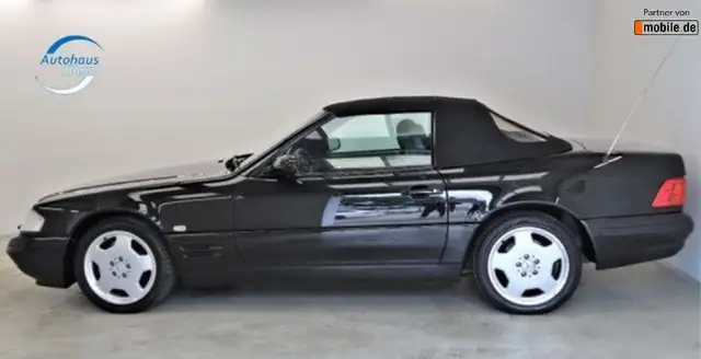 Mercedes-Benz SL view 7