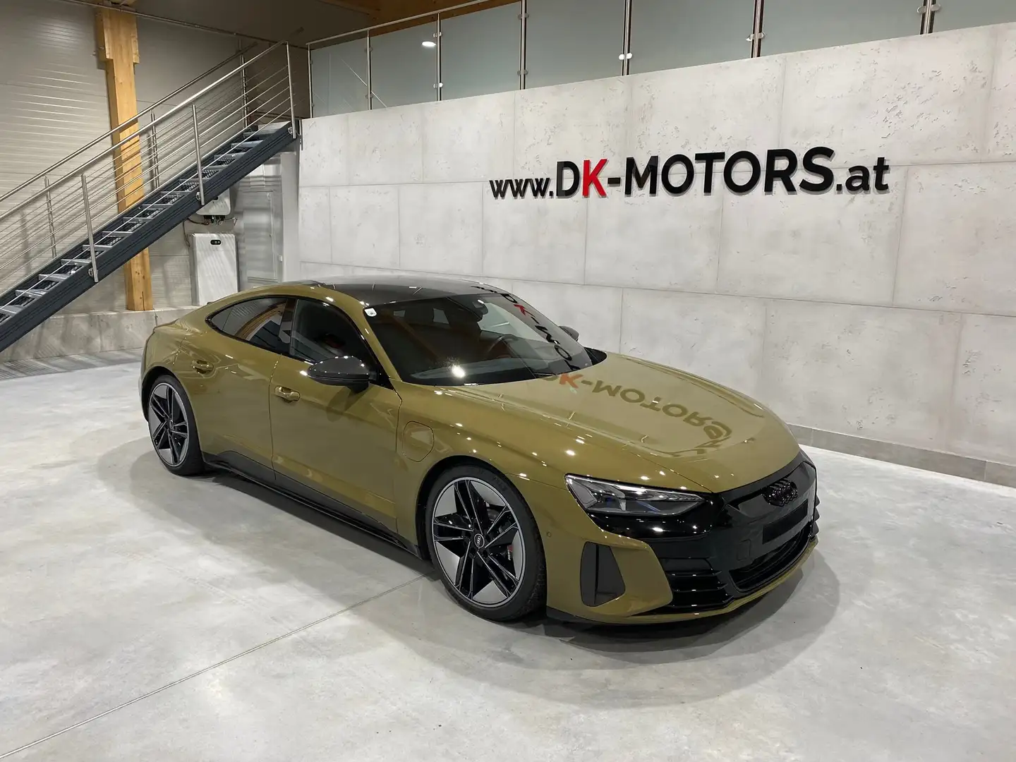 Audi RS e-tron GT Quattro 93,4 kWh / Carbon / Massage / HeadUp / B&O Verde - 2