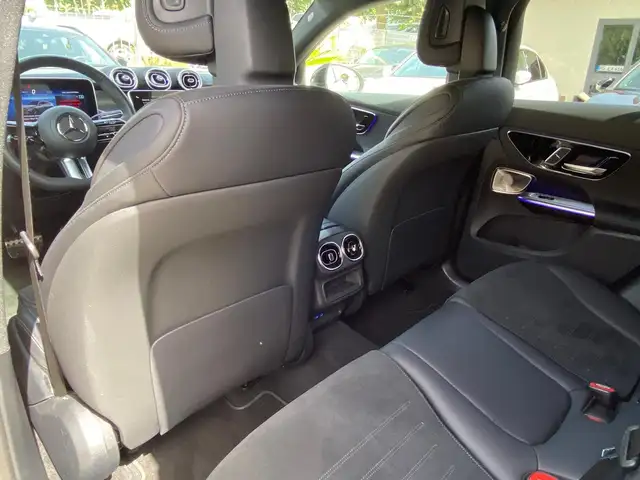 Mercedes-Benz GLC view 10