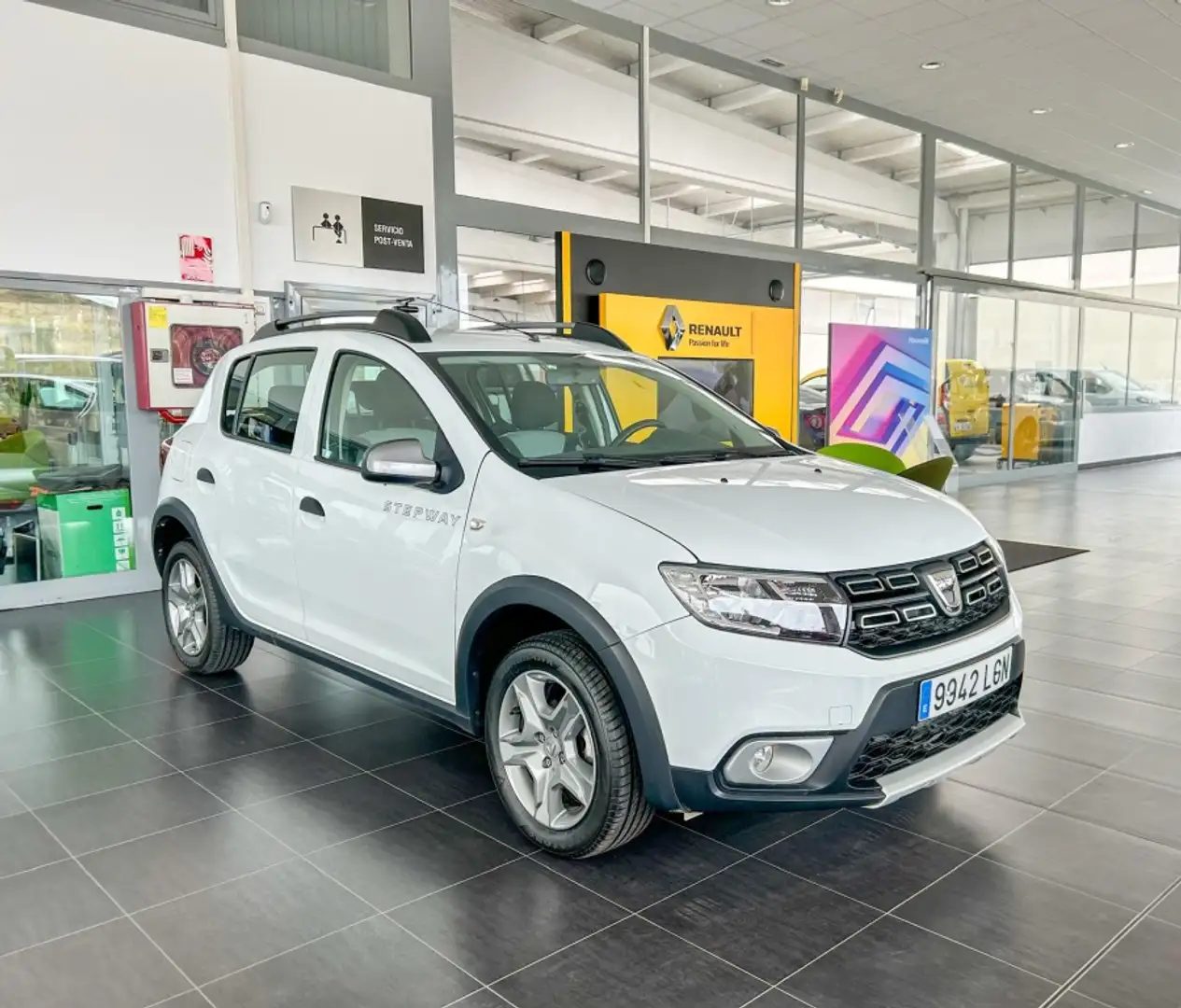 Dacia Sandero TCe Comfort 67kW Wit - 2