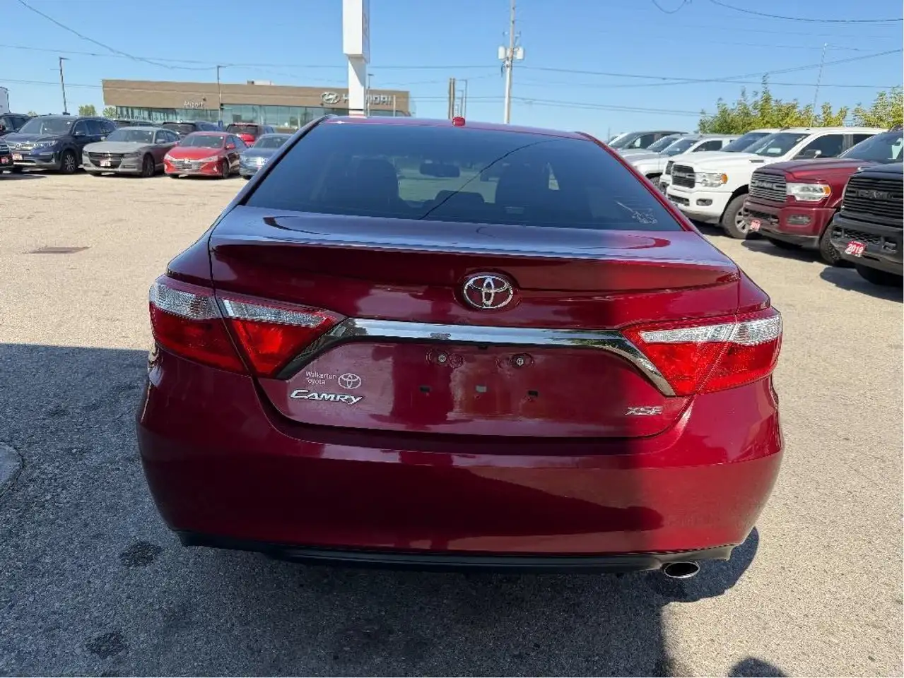 Toyota Camry снимка Toyota Camry