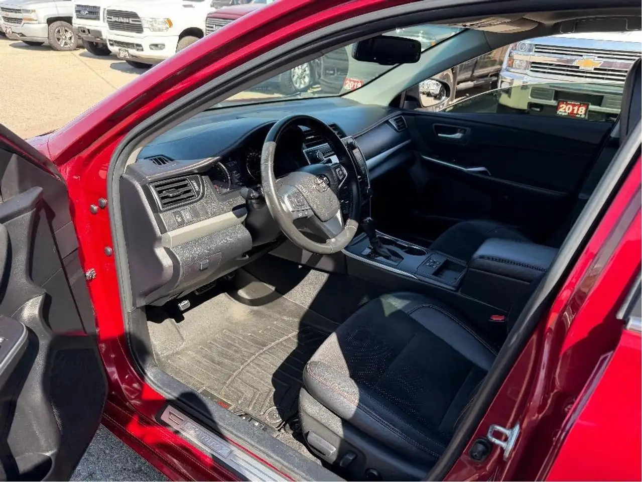 Toyota Camry снимка Toyota Camry