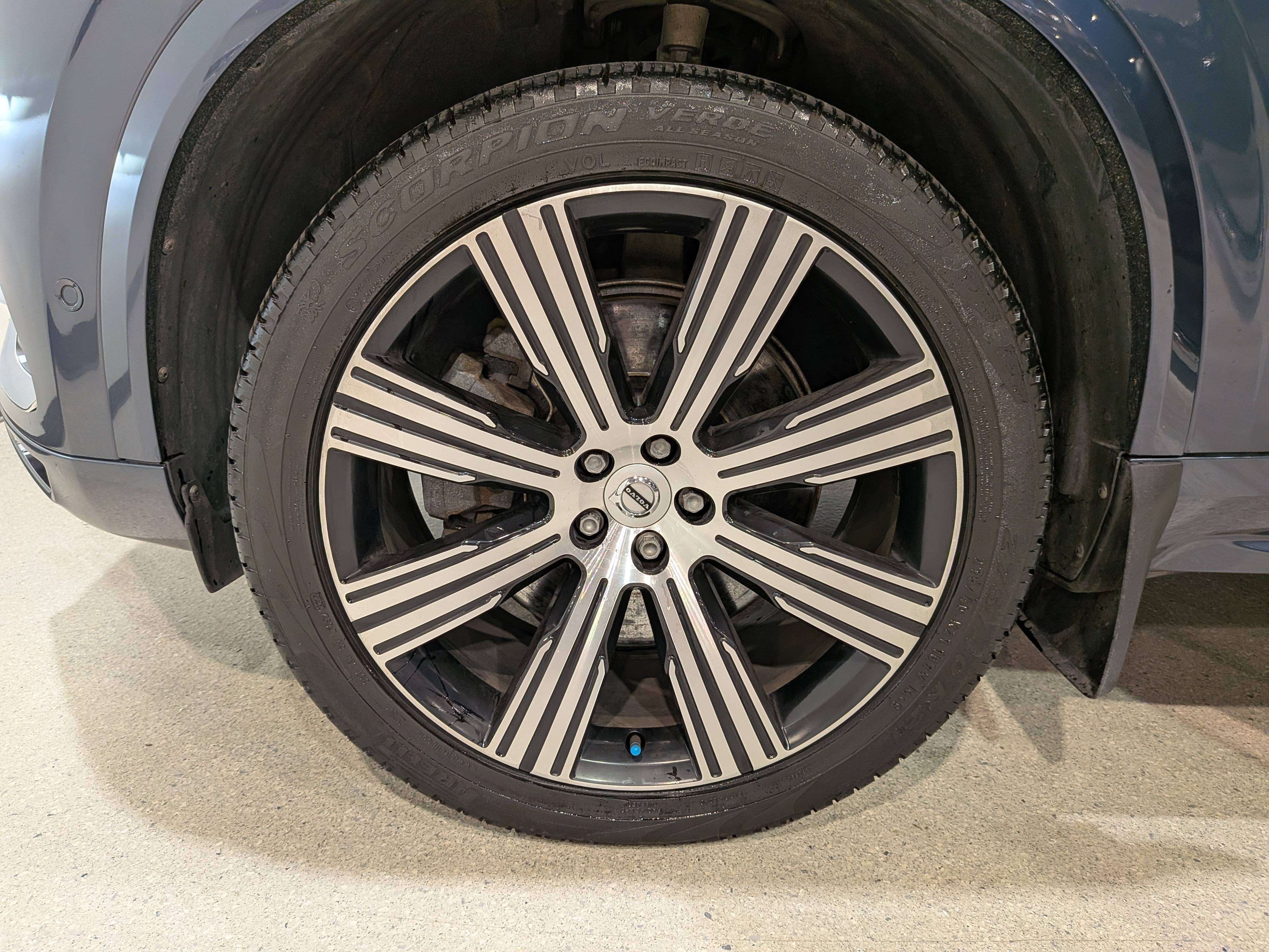 Volvo XC90 2023