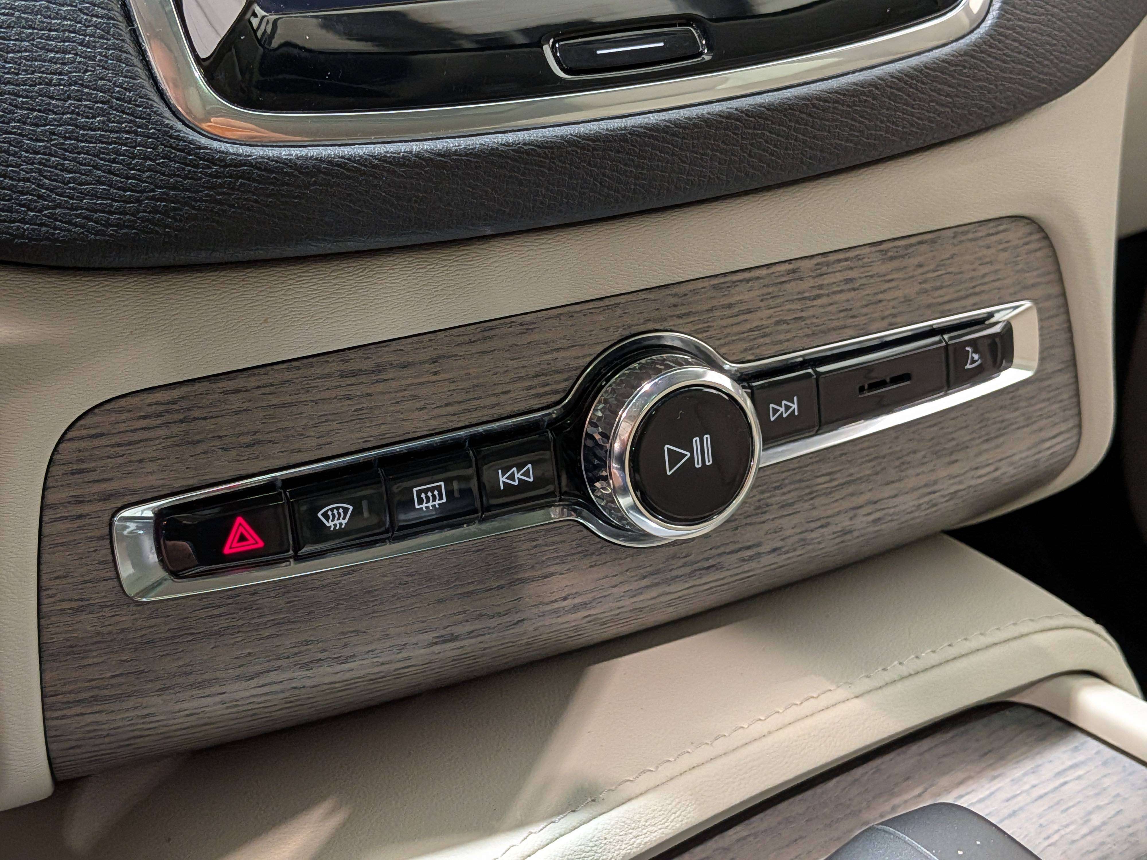 Volvo XC90 2023