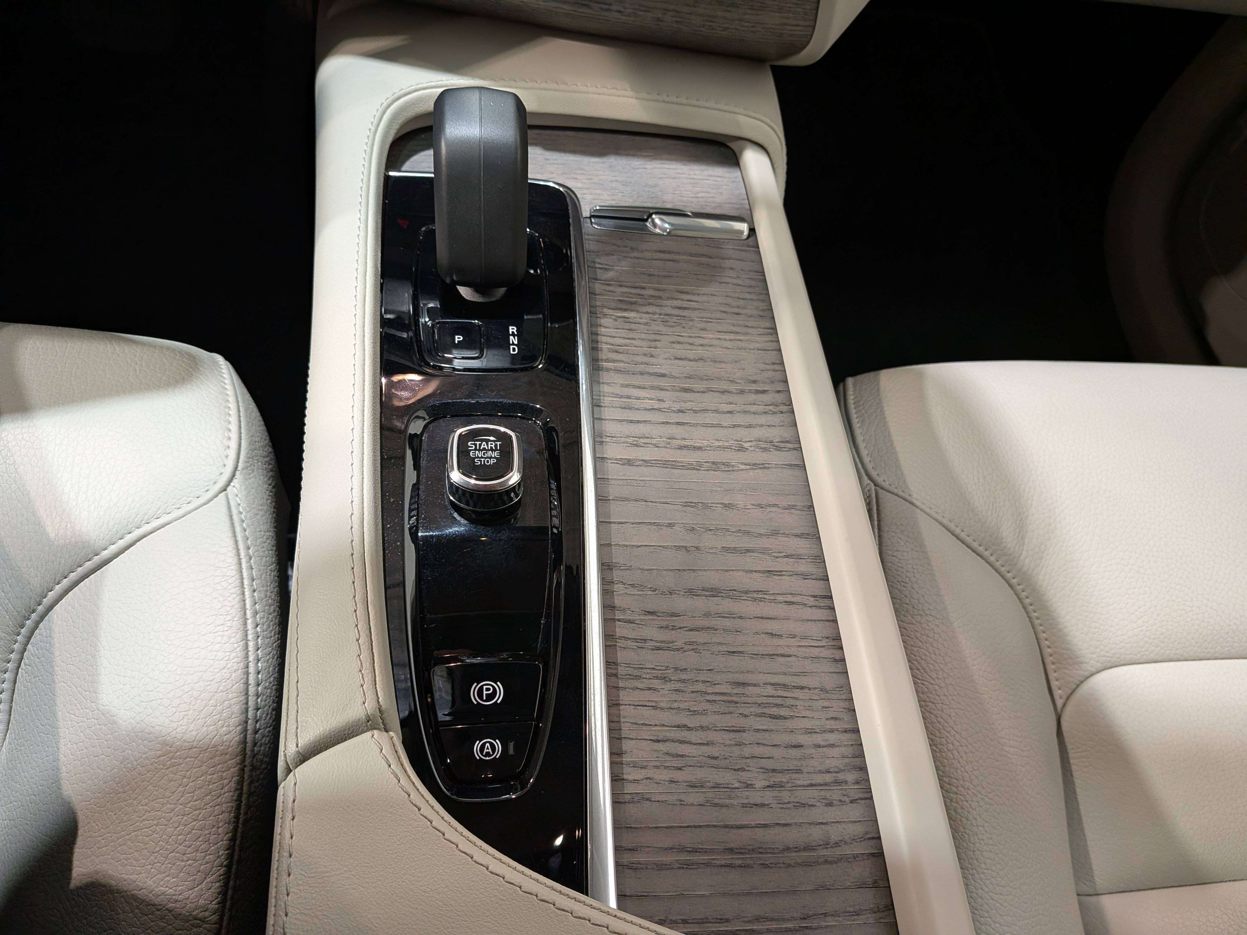 Volvo XC90 2023