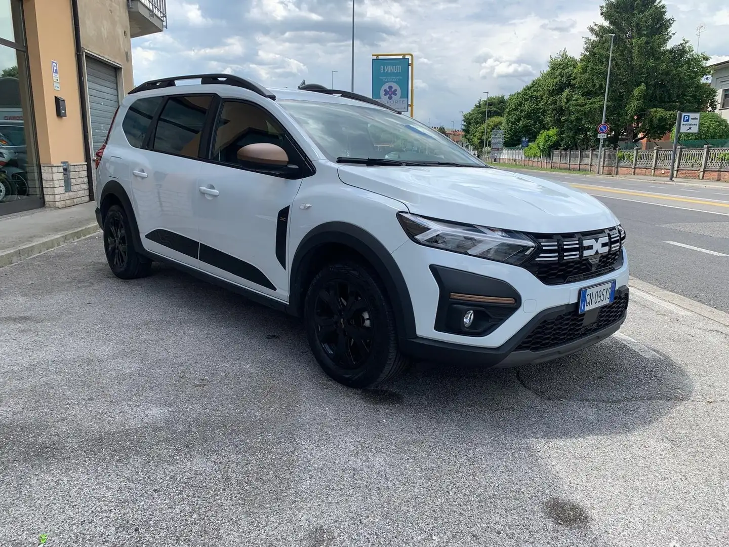 Dacia Jogger Jogger 1.6 hybrid Extreme Bianco - 1