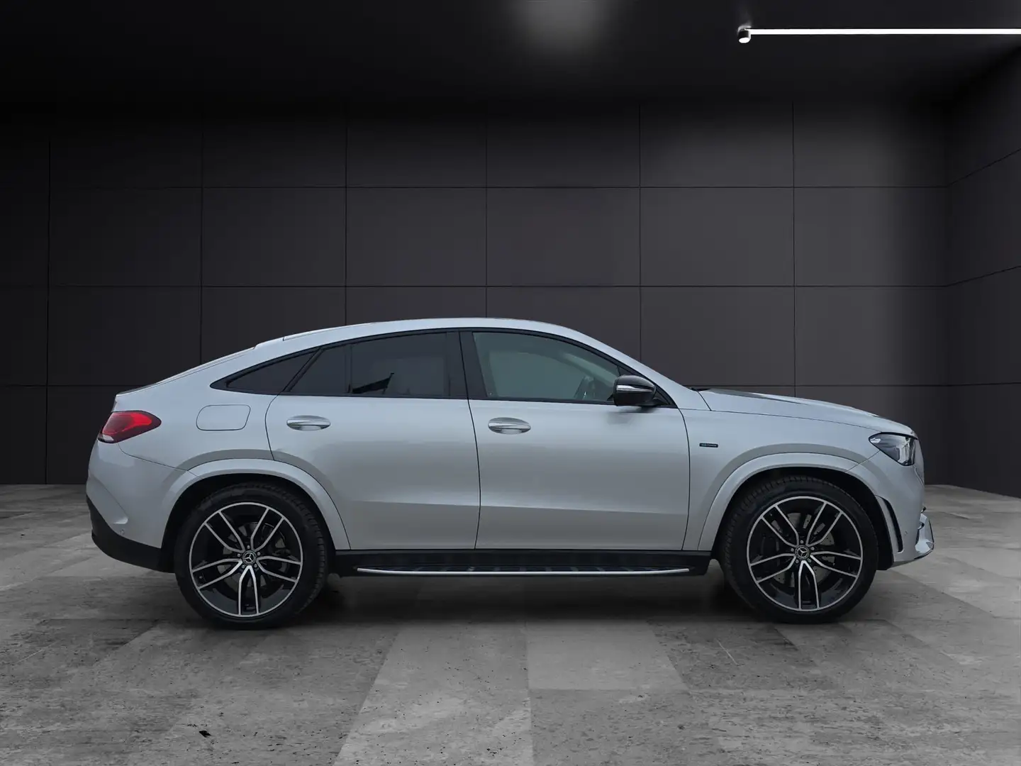Mercedes-Benz GLE 350 GLE Coupe 350 de phev (e eq-power) Ultimate 4matic Plateado - 2