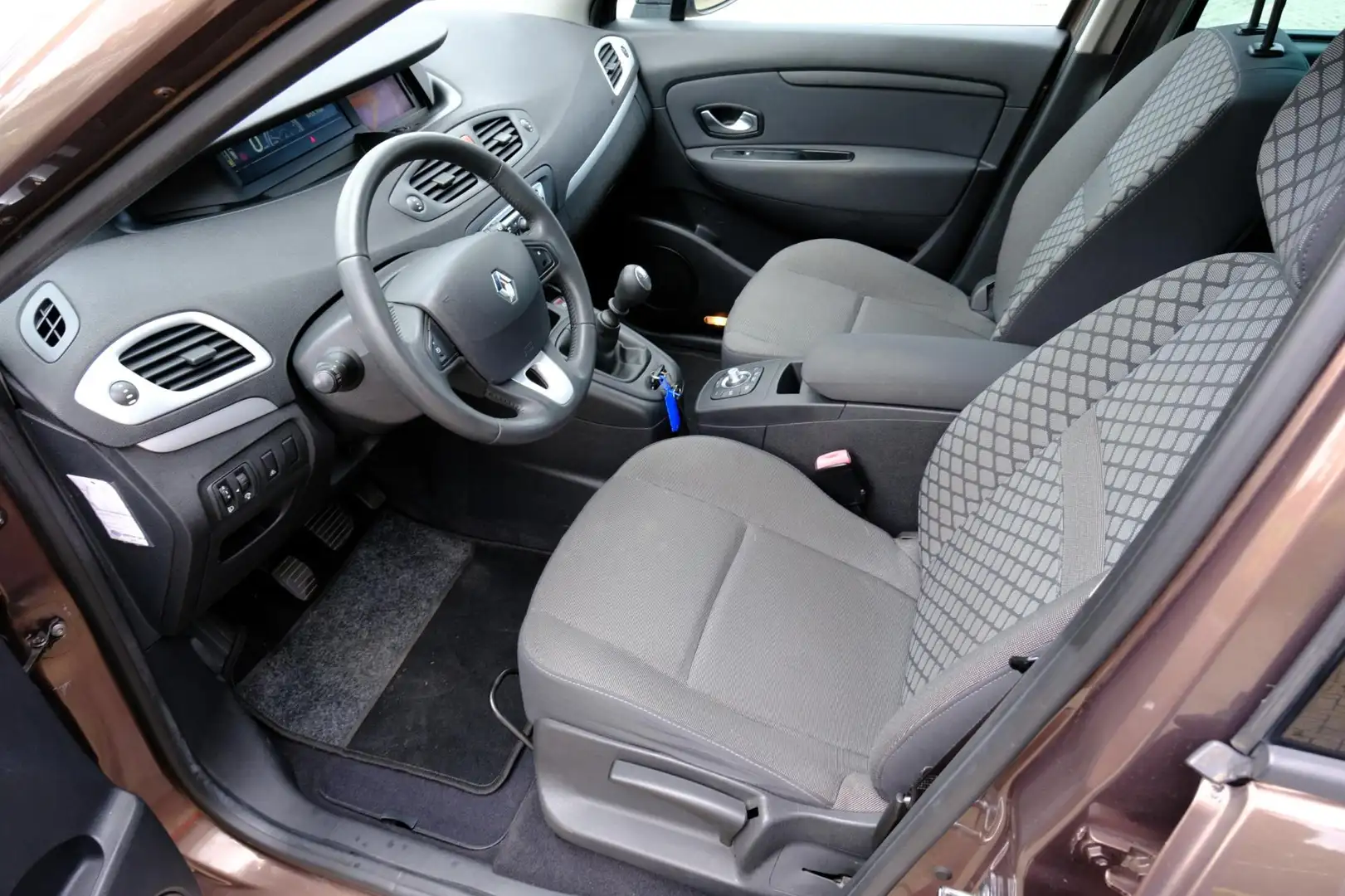 Renault Scenic 1.4 TCE Celsium|clima|Navi|LMV|Trekhaak|Pdc|Trekha Brun - 2