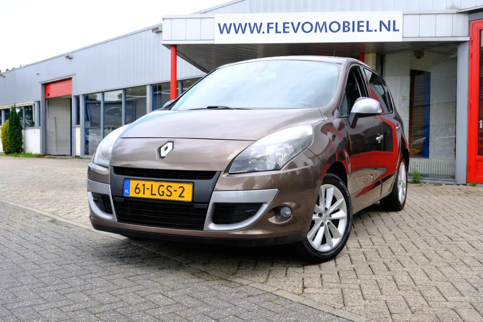 Renault Scenic 1.4 TCE Celsium|clima|Navi|LMV|Trekhaak|Pdc|Trekha Brun - 1