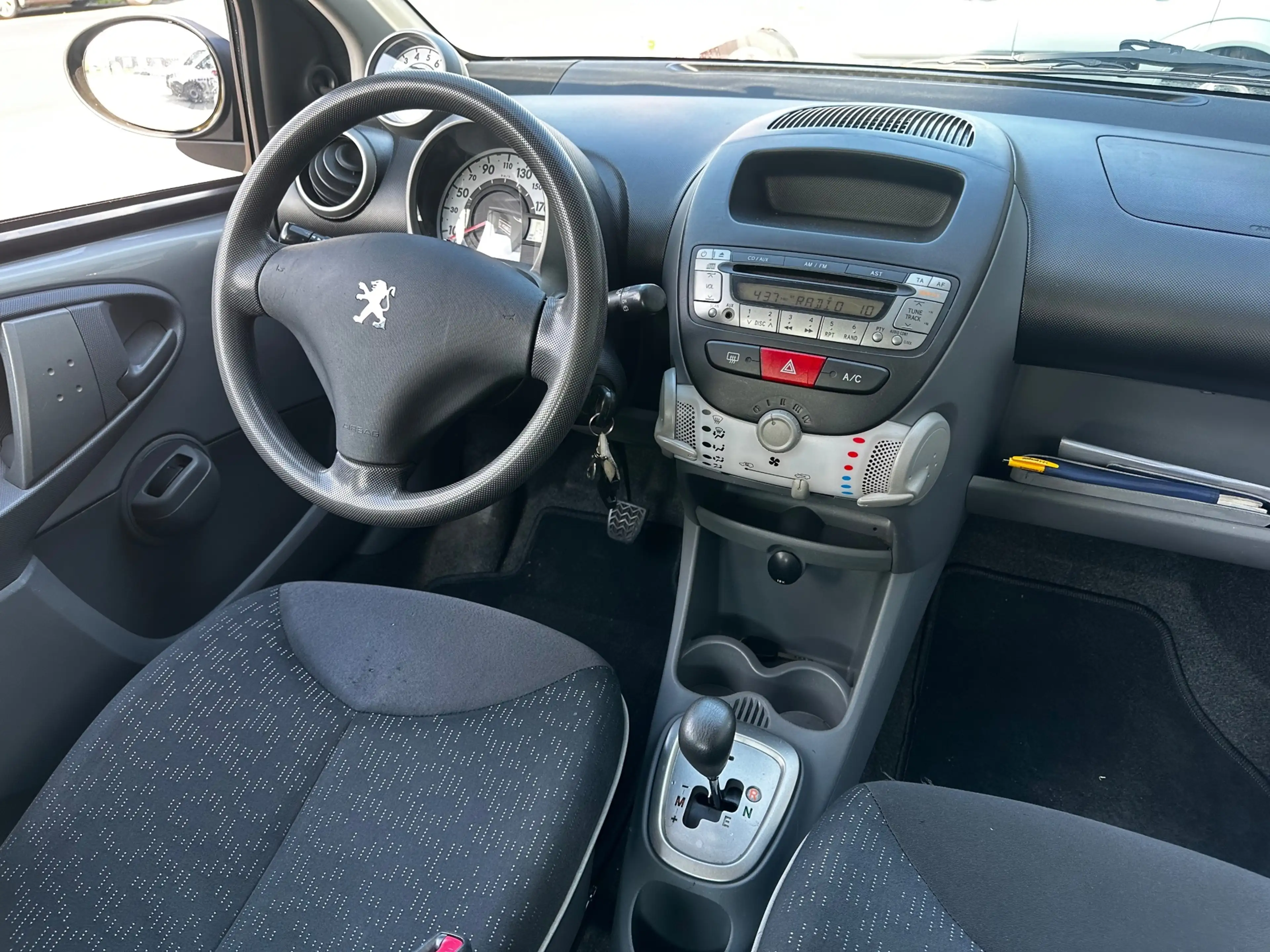 Peugeot 107 1.0-12V XS| Airco | CRUISECR | PDC — photo 9