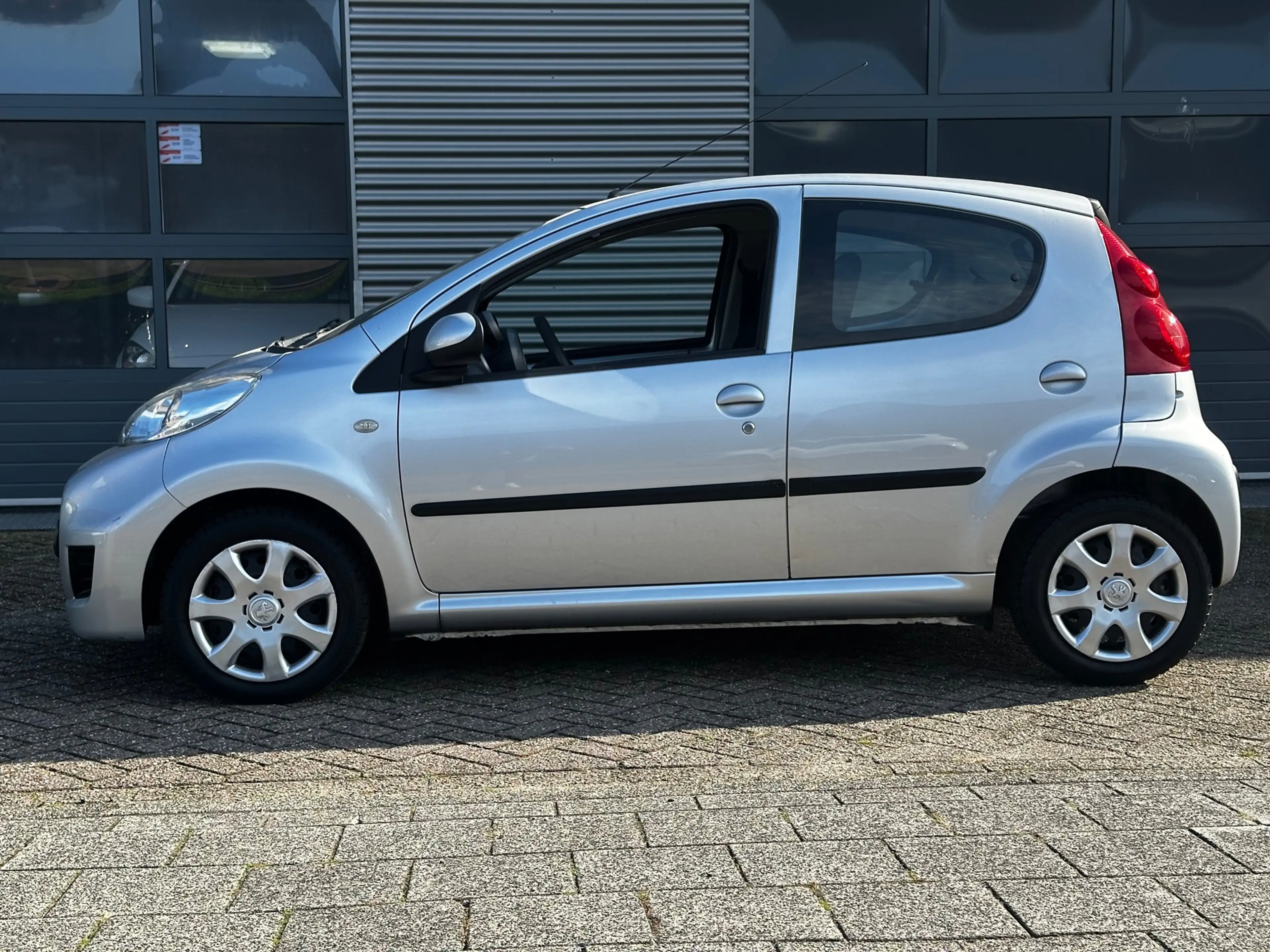 Peugeot 107 1.0-12V XS| Airco | CRUISECR | PDC — photo 14