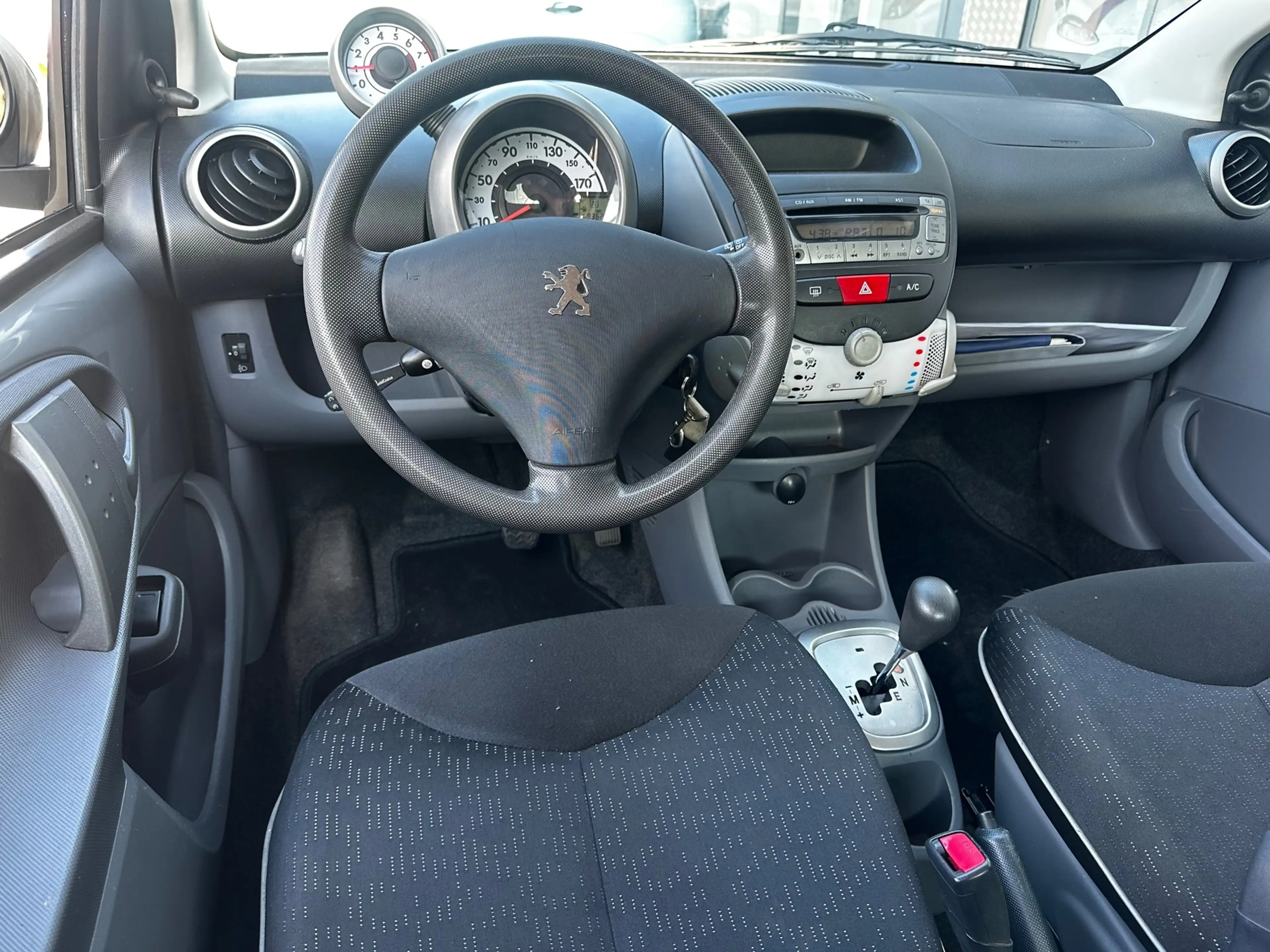 Peugeot 107 1.0-12V XS| Airco | CRUISECR | PDC — photo 5