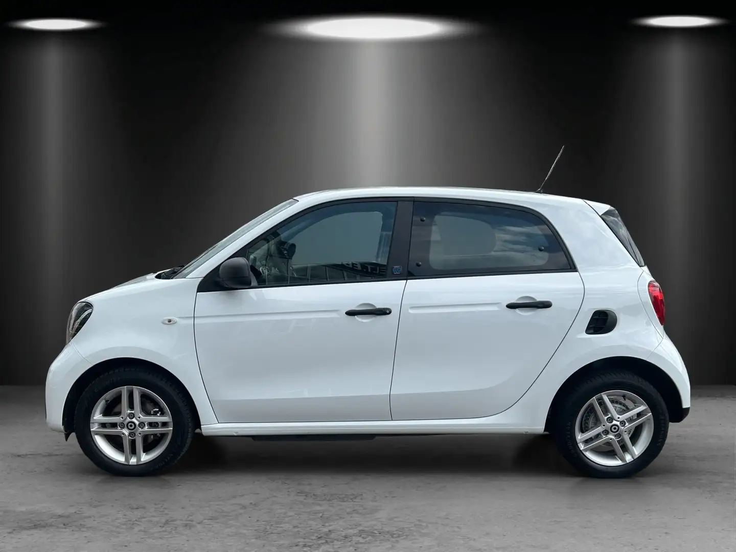 smart forFour EQ forfour 22KW PlusPaket Navi PDC Allwtter LED Weiß - 2