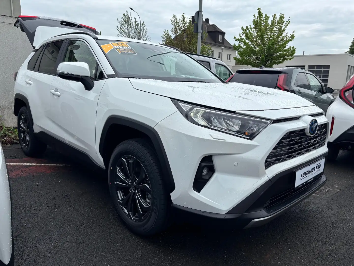 Toyota RAV 4 RAV4 2,5l Hybrid 4x2 Teamplayer Technik Paket Белый - 2
