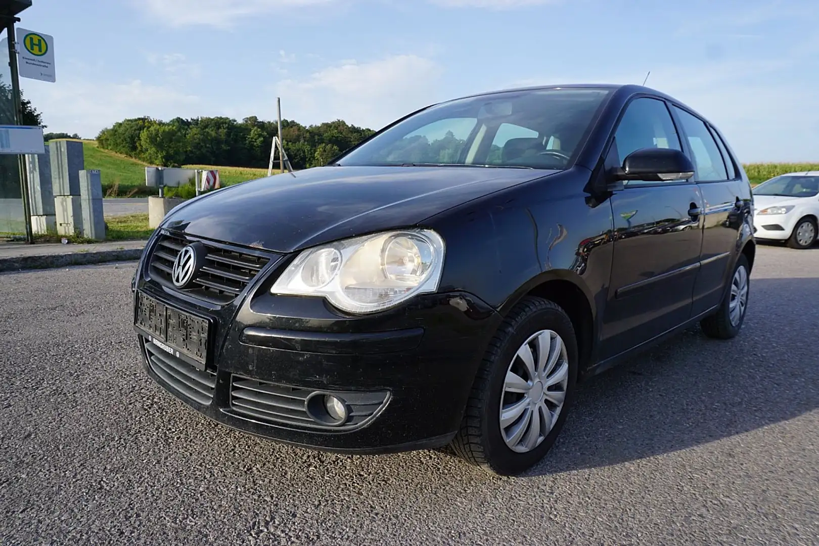 Volkswagen Polo Cool Family 1,2 Schwarz - 2