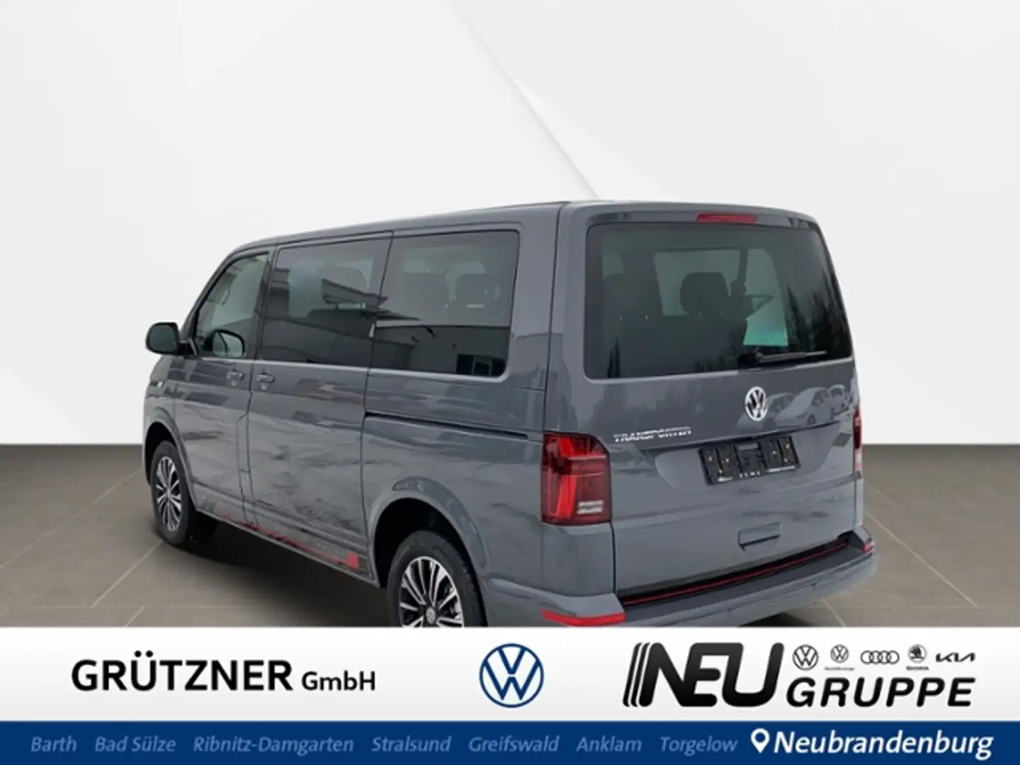 Volkswagen Transporter 6.1 Kombi Motor: 2,0 l TDI Gris - 1