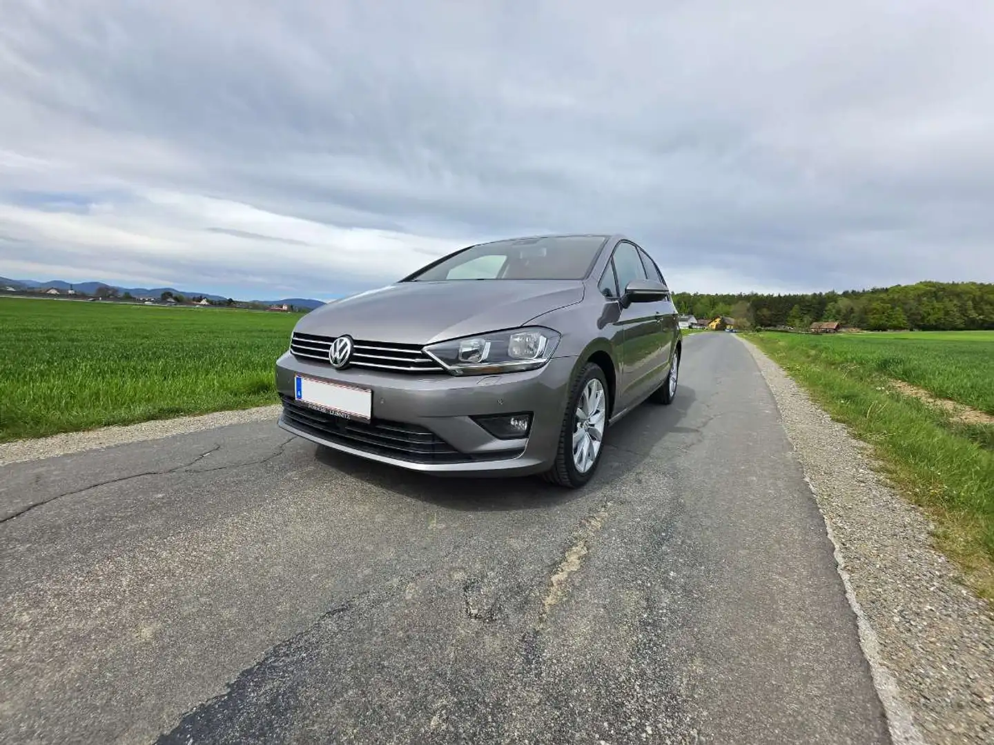 Volkswagen Golf Sportsvan Golf Sportsvan Sky 2,0 BMT TDI Sky Grau - 1