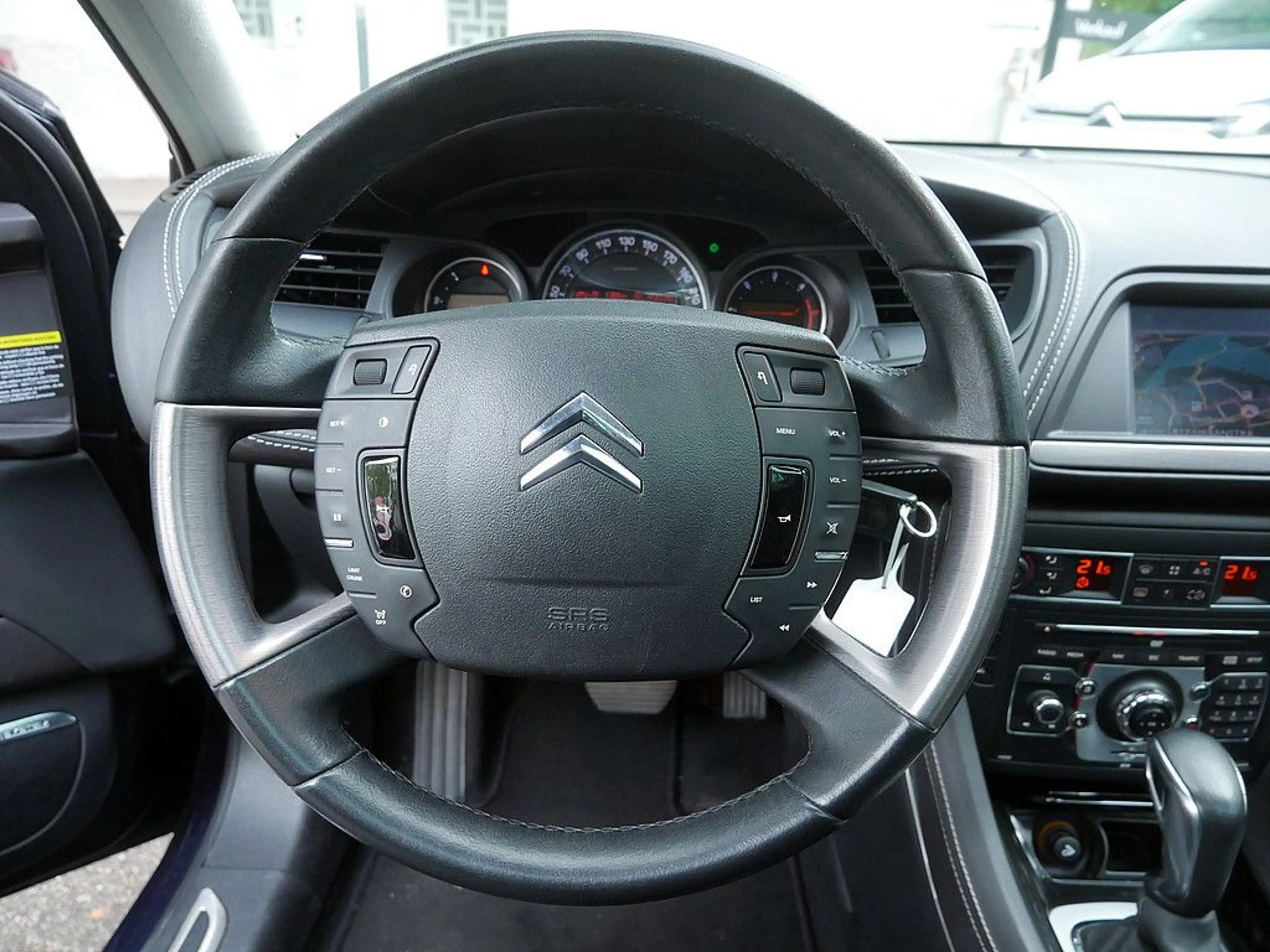 Citroen C5 Tourer V6 HDi 240 Biturbo Exclusive NAVI PANO — photo 10