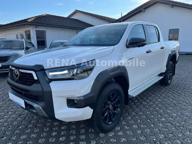 Toyota Hilux Invincible 2.8 Mild-Hybrid*360°*JBL*LED*