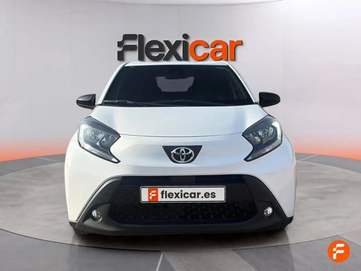 Toyota Aygo 1.0 VVT-I 72CV Chic Blanco - 2