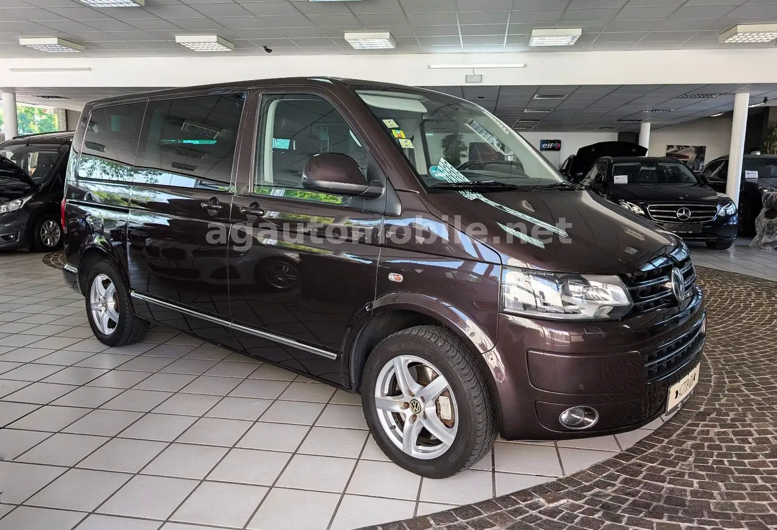 Volkswagen T5 Multivan Highline Autom 7Sitzer AHK 157PS 2Hd Marrón - 1