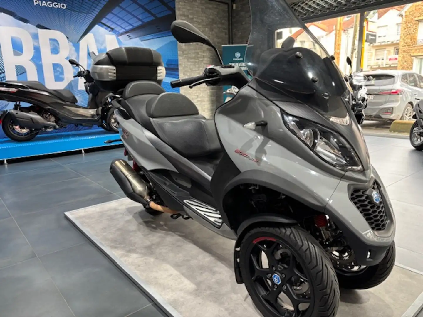Piaggio MP3 500 Gris - 2