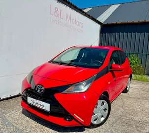 1.0i VVT-i x-play*Camera Airco Cruise*Garantie 12Maand