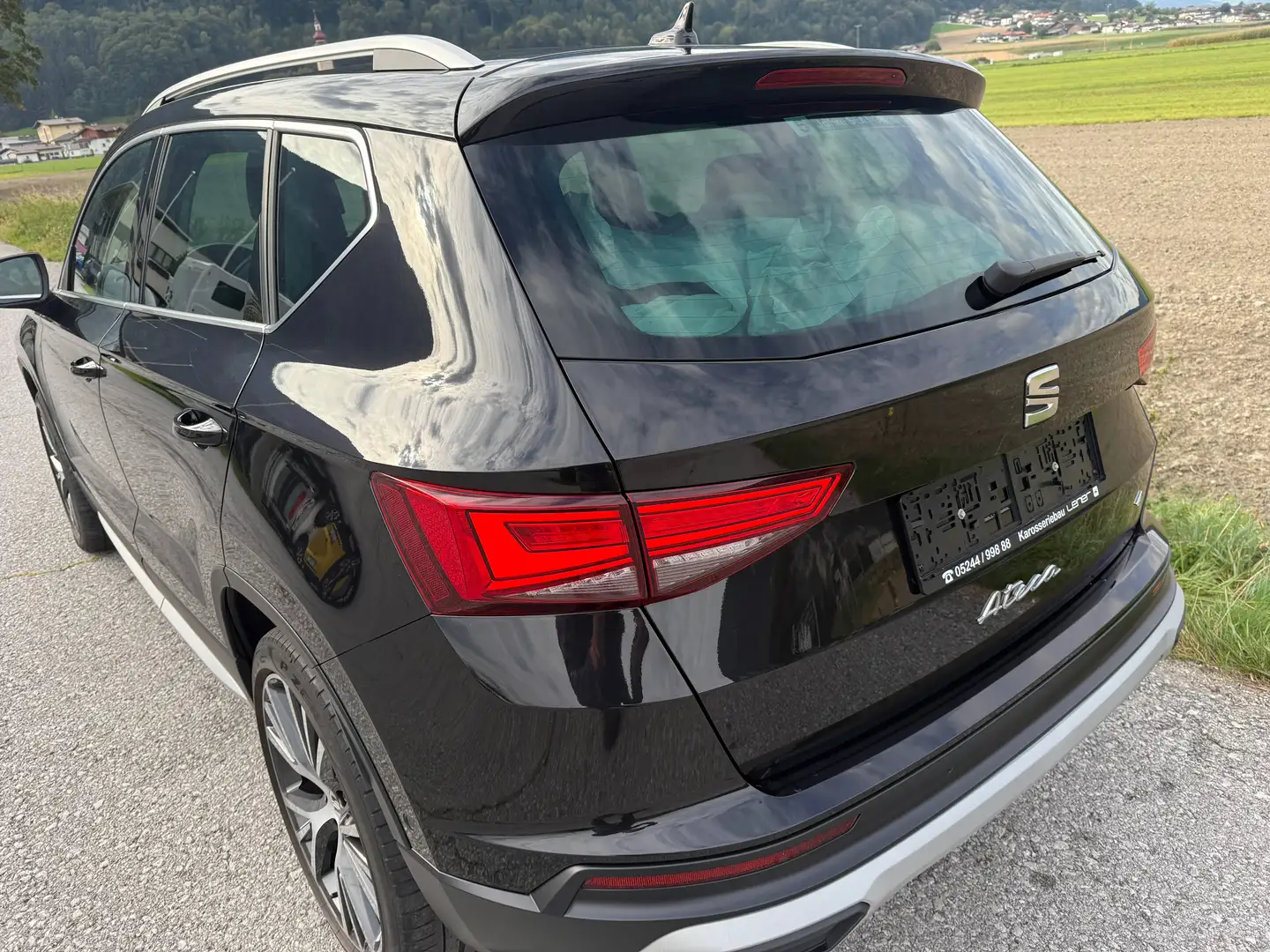 SEAT Ateca Xperience 4Drive Schwarz - 2