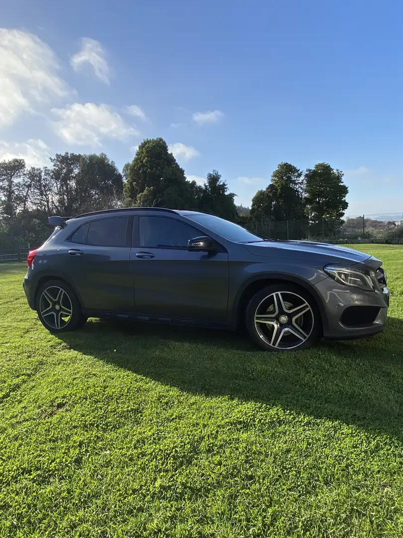 Mercedes-Benz GLA 220 220CDI AMG Line 4Matic 7G-DCT - 2