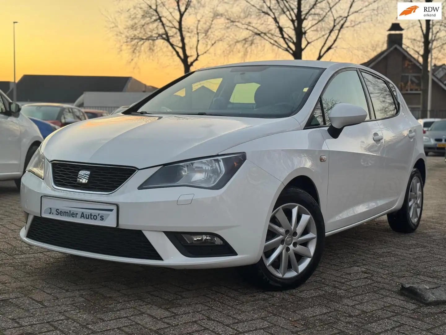SEAT Ibiza 1.4 Style CLIMA 99DKM CRUISE CTRL NAVIGATIE 5DEURS Blanco - 1