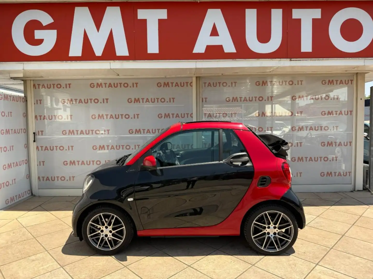 smart forTwo BRABUS CABRIO 0.9 109CV TURBO XCLUSIVE NAVI LED Nero - 2