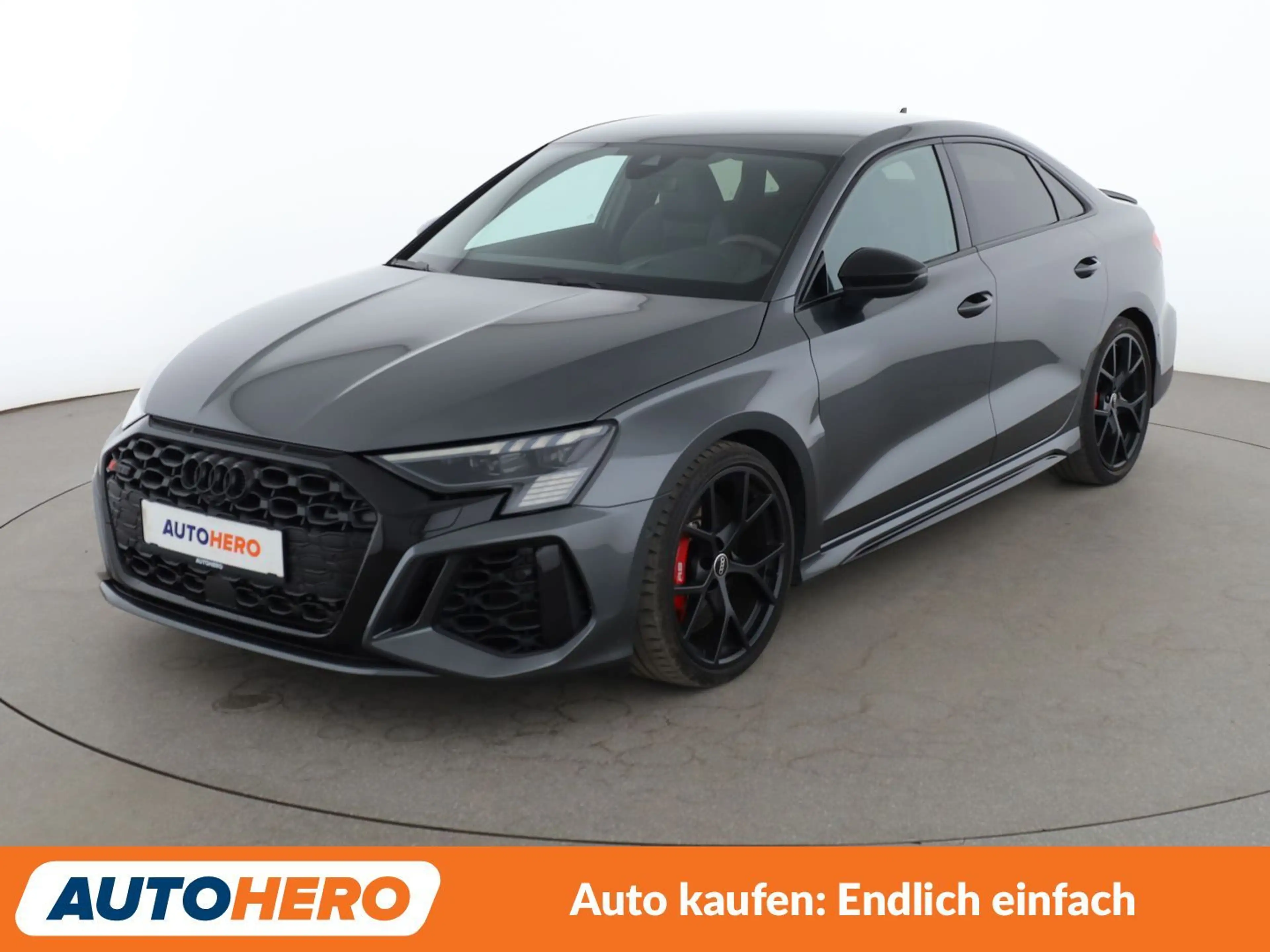Audi RS3 2.5 TFSI quattro Aut.*NAVI*HEAD-UP*LED*ACC*CAM*PDC