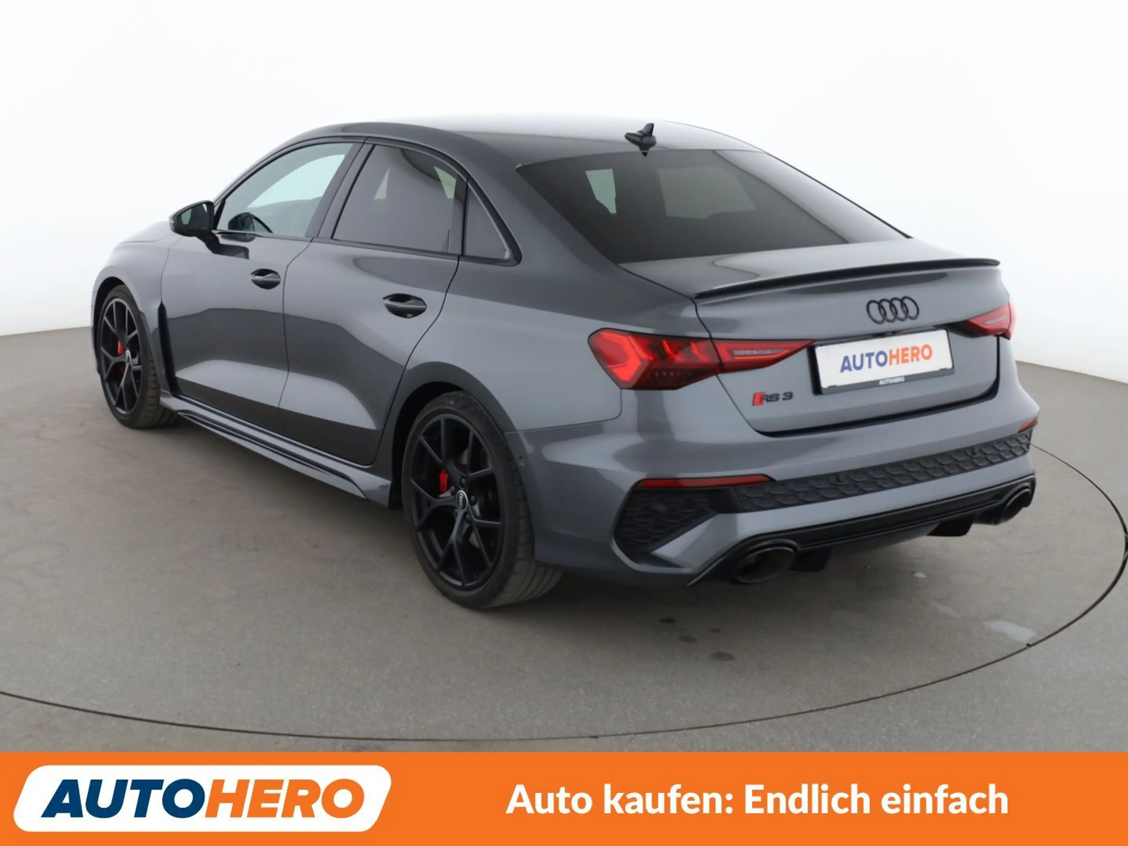Audi RS3 2.5 TFSI quattro Aut.*NAVI*HEAD-UP*LED*ACC*CAM*PDC — photo 4