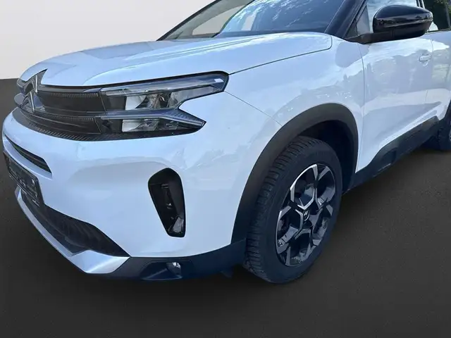 Citroen C5 Aircross view 11
