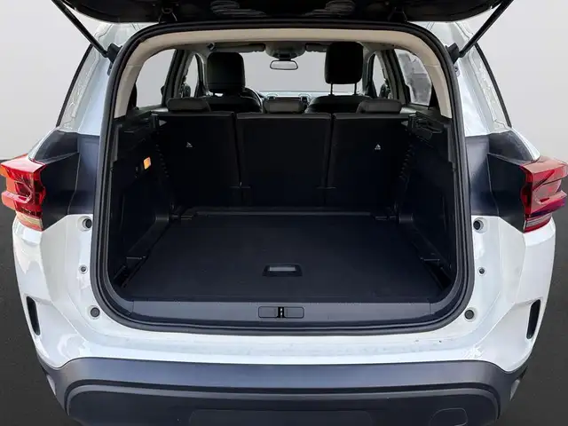 Citroen C5 Aircross view 9