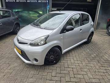 1.0 VVT-i Now |3/6 OF 12MND GARANTIE | AIRCO | ELE
