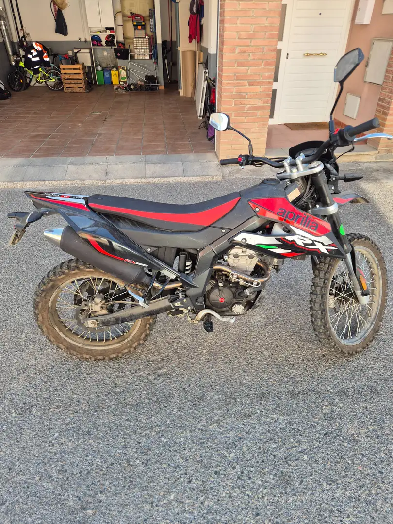 Aprilia RX 125 Negro - 2