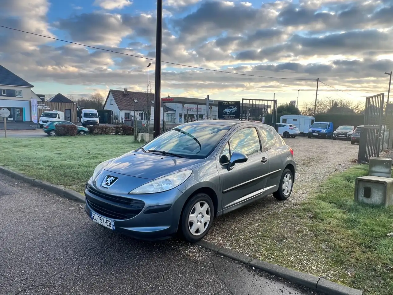 Peugeot 207 1.4e 75ch Urban