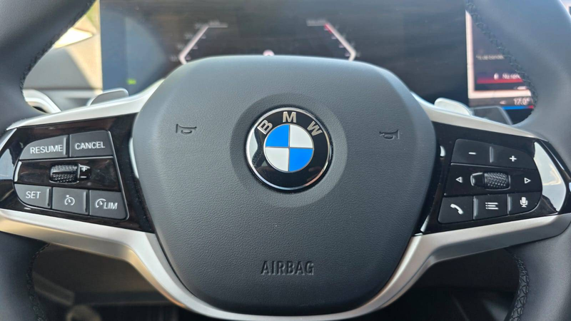 BMW 318 Nieuw Model Benzine Automaat Groot Scherm Head-Up — photo 16