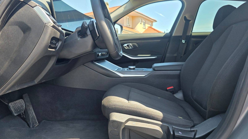 BMW 318 Nieuw Model Benzine Automaat Groot Scherm Head-Up — photo 8