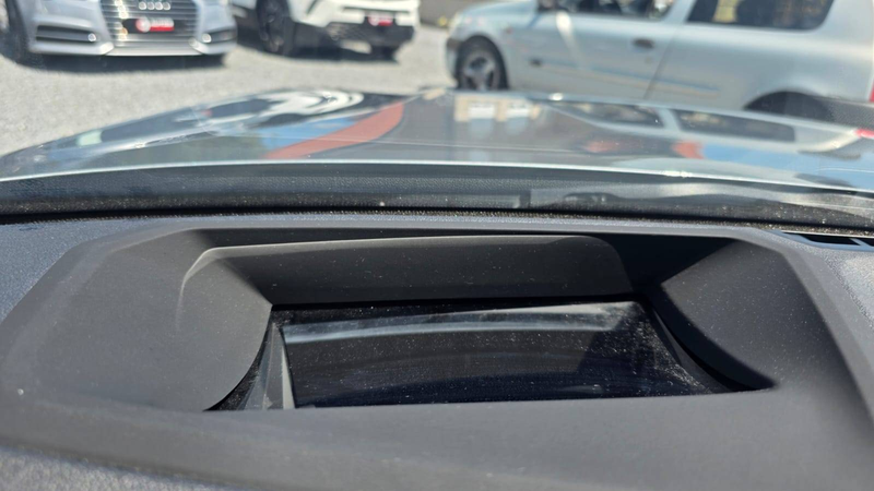 BMW 318 Nieuw Model Benzine Automaat Groot Scherm Head-Up — photo 18