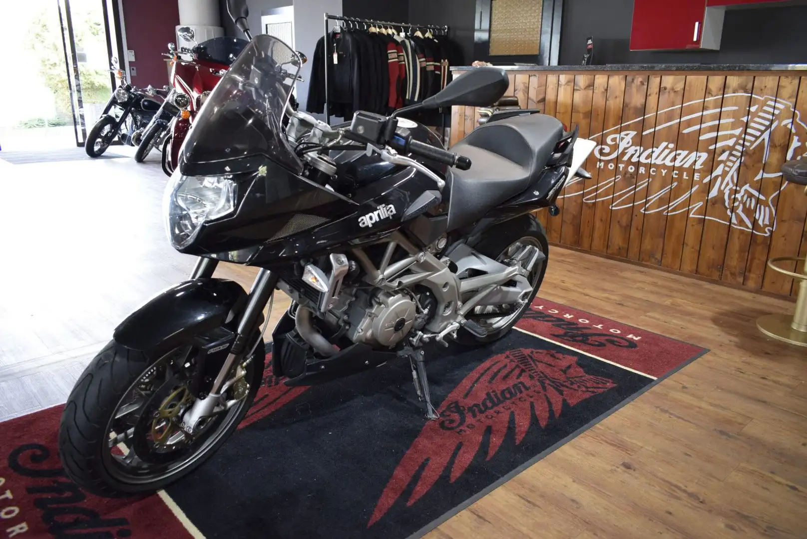 Aprilia Shiver GT ABS Siyah - 1