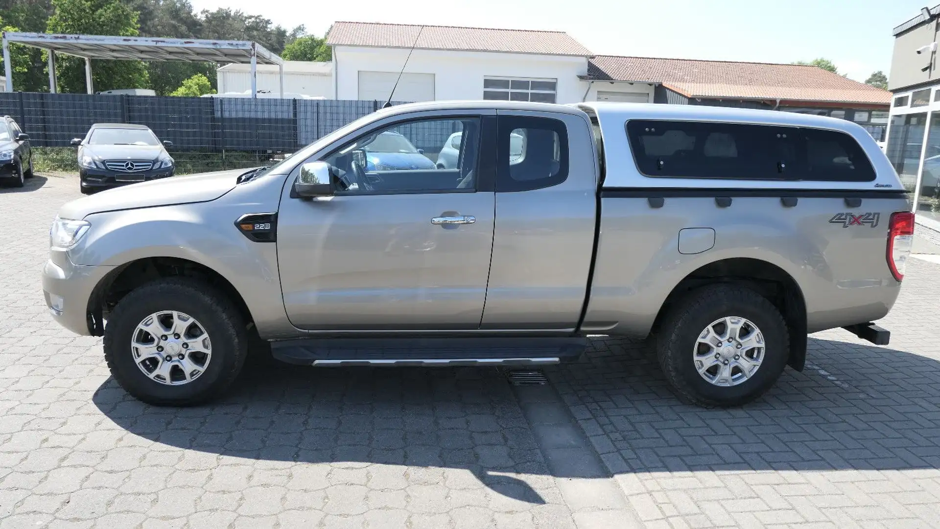 Ford Ranger Extrakabine 4x4 XLT/Euro6/Motor Defekt!!! Szürke - 2