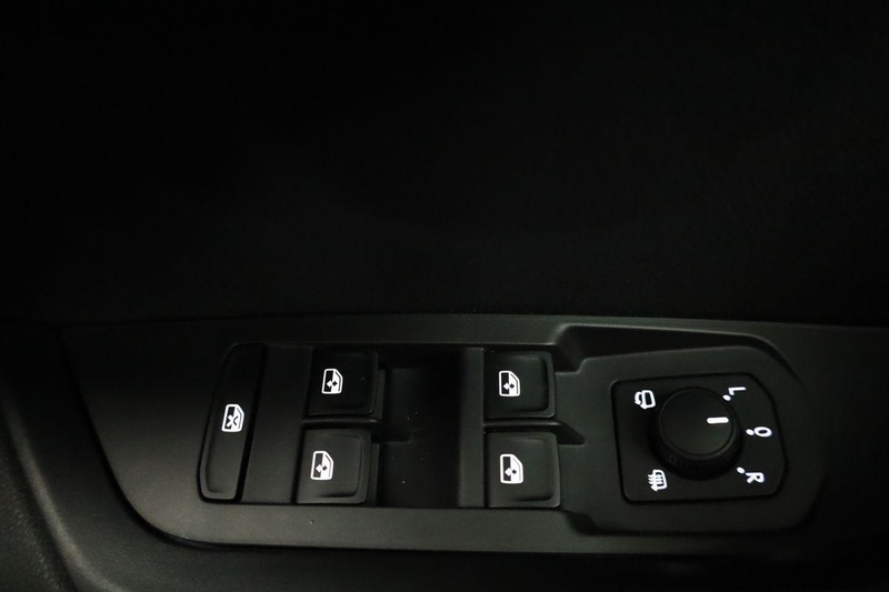 Skoda Karoq Sportline 1.5 TSI DSG Sportline, AHK, Navi, Mat... — photo 7