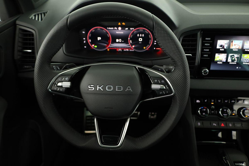 Skoda Karoq Sportline 1.5 TSI DSG Sportline, AHK, Navi, Mat... — photo 5
