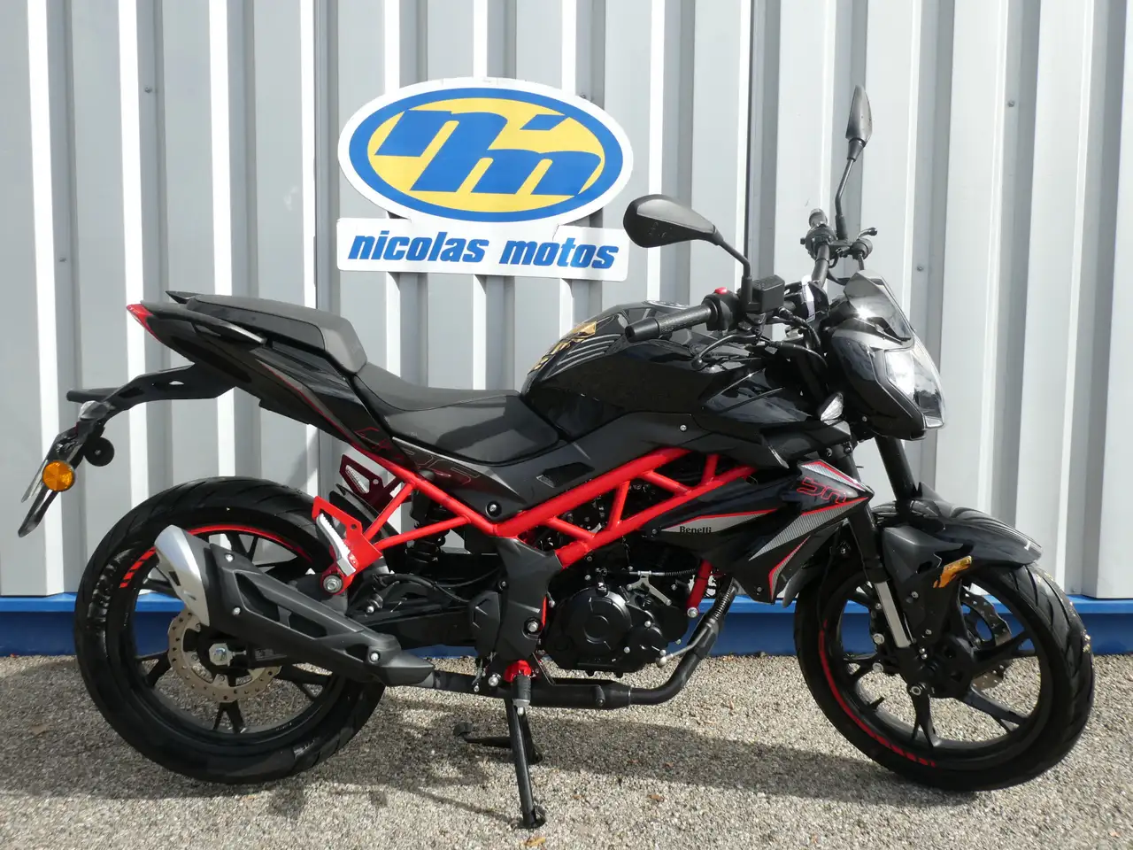 Benelli BN 125